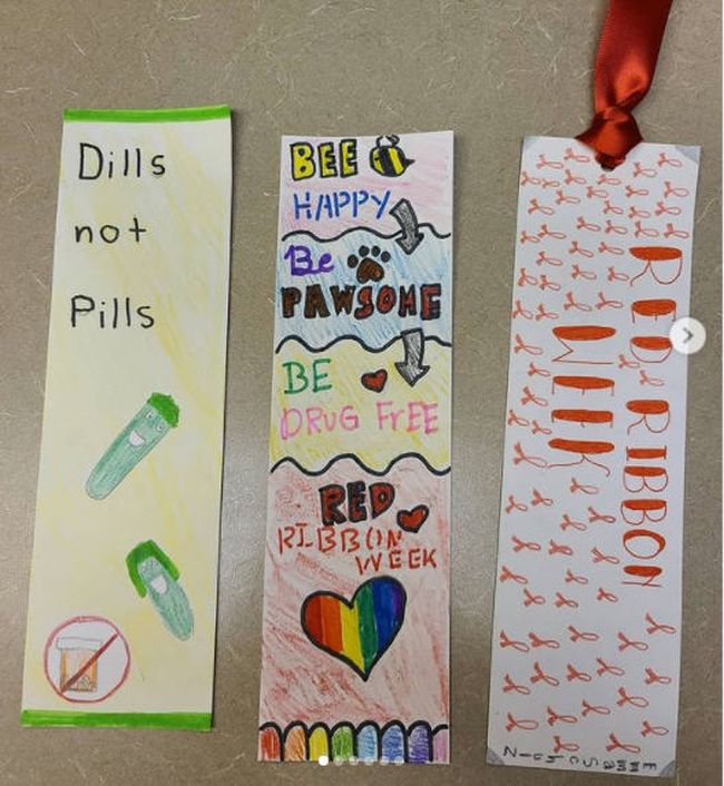 Red Ribbon Week Ideas: Bookmarks Anti-drug themed handmade bookmarks (Red Ribbon Week Ideas)