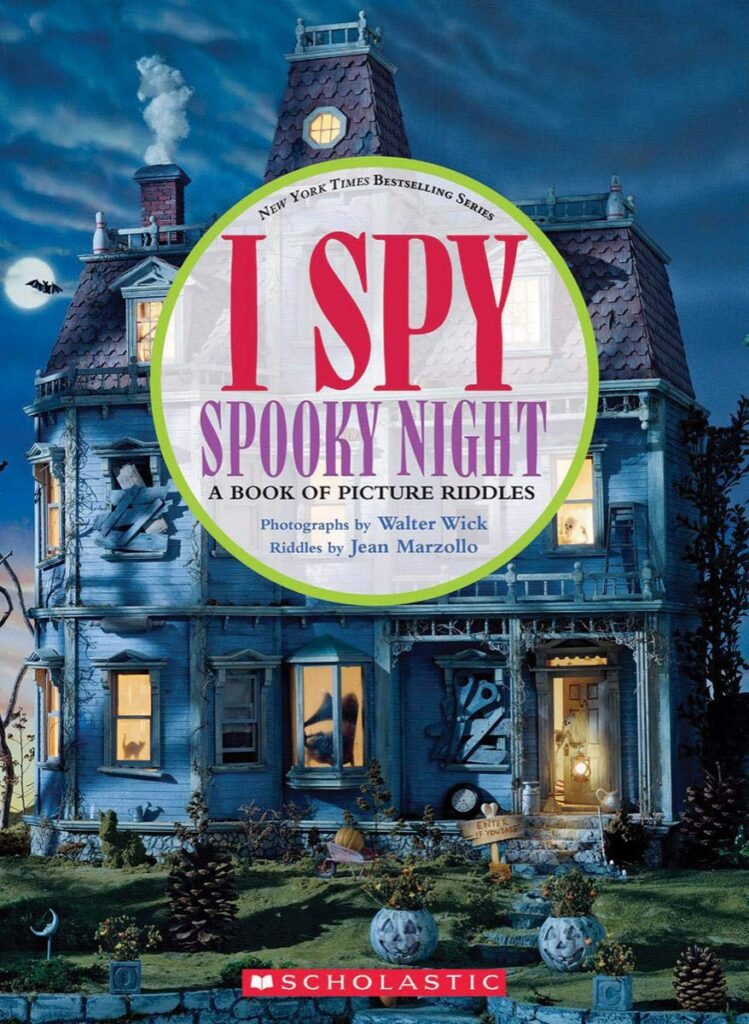 spooky-night I Spy Spooky Night cover